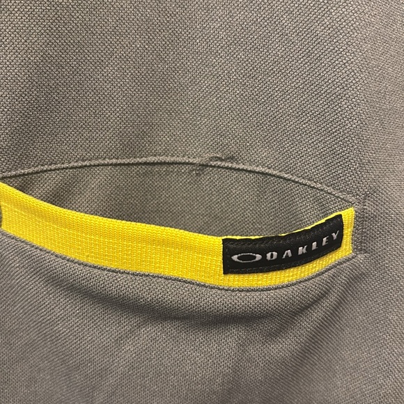 Oakley Polo - Picture 2 of 5